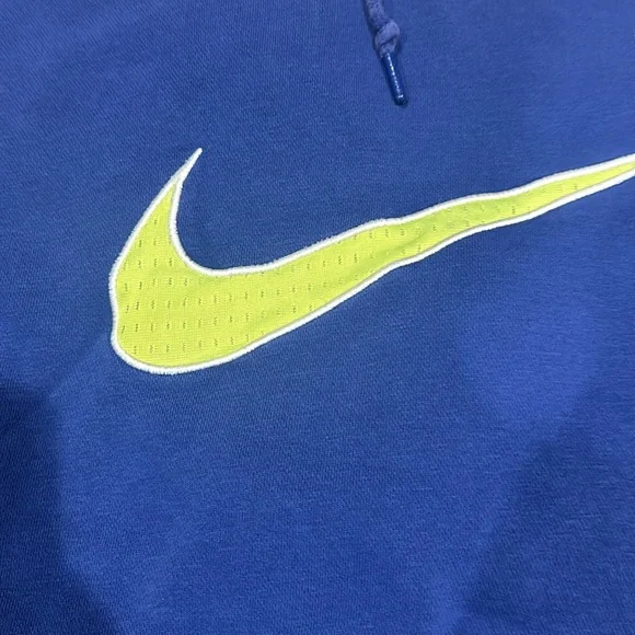 Vintage Nike Sweatshirt - Picture 2 of 4